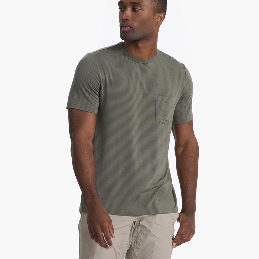 VUORI NWT Men's Olive Green T-Shirt
